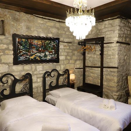 Vila Art Berat Castle Exterior foto